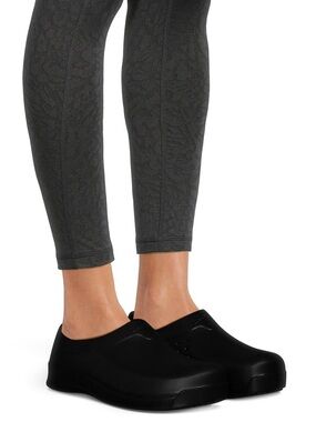 TredSafe Adult Unisex Caspian Slip Resistant Clogs size M13/w15